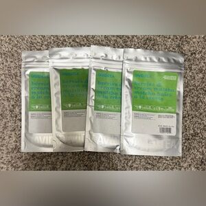 DAVIDsTEA Berries & Cream Matcha